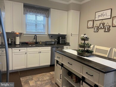 17050 Virginia Ave, Williamsport, MD 21795 - photo 3