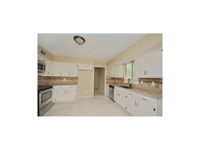 14621 W 89th St, Lenexa, KS 66215 - photo 7