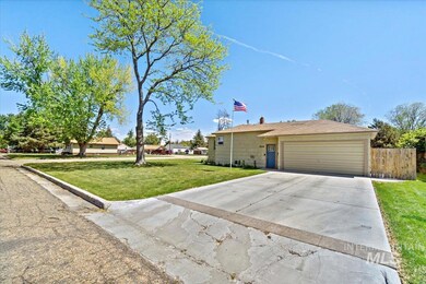 504 S Chestnut St, Nampa, ID 83686 - photo 4