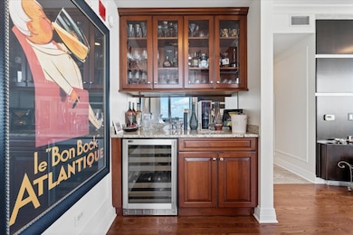 600 N Lake Shore Dr unit 2105, Chicago, IL 60611 - photo 5