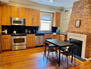 53 Governor St unit 2, Providence, RI 02906 - photo 2