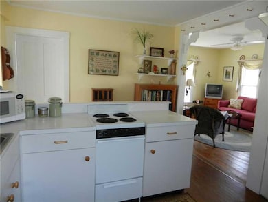 4 Chestnut Hill, Camden, ME 04843 - photo 4