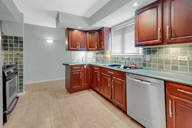 24237 S Thorn Creek Ln, Crete, IL 60417 - photo 6