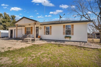 714 Barnes Rd, Cleburne, TX 76031 - photo 3