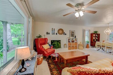 116 Burge Mountain Rd, Hendersonville, NC 28792 - photo 4