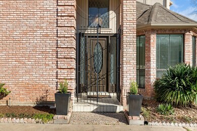 9661 Longmont Dr, Houston, TX 77063 - photo 3