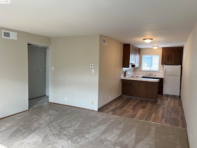 1651 Detroit Ave unit 211, Concord, CA 94520 - photo 5