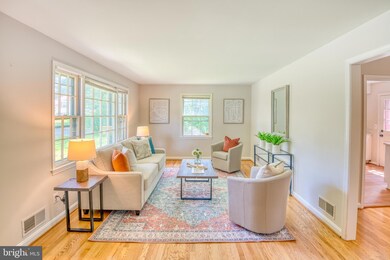 11100 Woodson Ave, Kensington, MD 20895 - photo 5