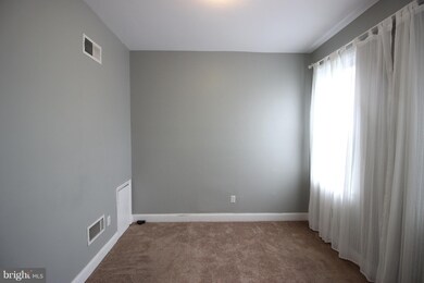 810 5th St NE, Washington, DC 20002 - photo 6