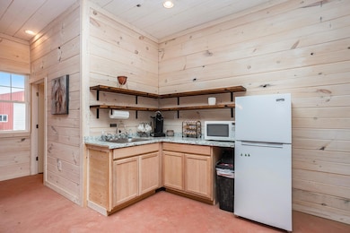 220329 5.15pm Arnouts 8136 66th Ave P Gr