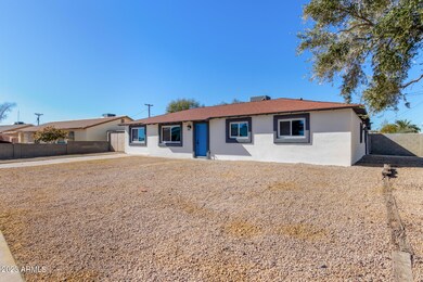 3032 N 40th Ave, Phoenix, AZ 85019 - photo 6