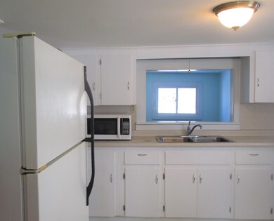 Appliances included