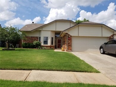 2217 NE 9th St, Moore, OK 73160 - photo 7