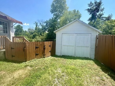 29 Hooper St.