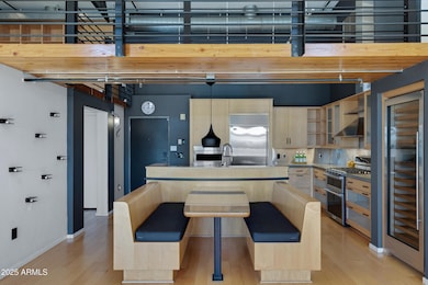 914 E Osborn Rd #402-10