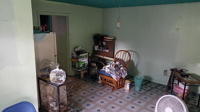 110 Westfield St, Houston, TX 77022 - photo 5