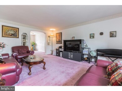 212 Le Carra Dr, Lansdowne, PA 19050 - photo 6