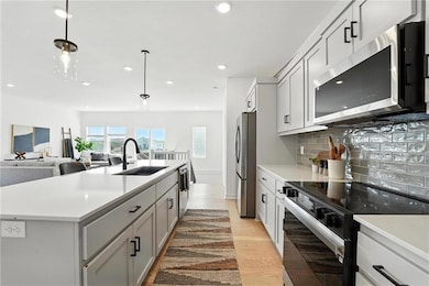 1206 SE Windbreak Dr, Lee's Summit, MO 64081 - photo 5