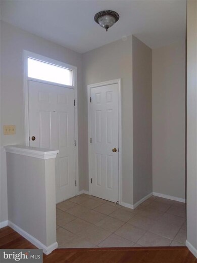 2539 Dog Leg Ct, Crofton, MD 21114 - photo 2