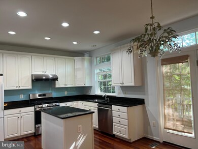 449 Highland Ridge Ave, Gaithersburg, MD 20878 - photo 4