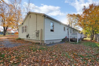 30 Dodge St, Westbrook, ME 04092 - photo 4