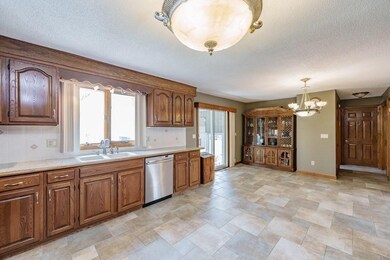 114 Deer Run Rd, West Springfield, MA 01089 - photo 5