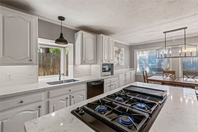 1602 Del Norte St, Houston, TX 77018 - photo 7