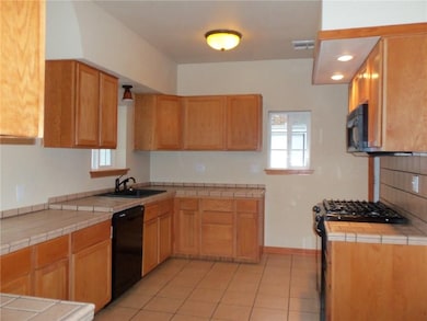 1127 N Broadway Ave, Shawnee, OK 74801 - photo 7