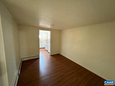1101 Grove St unit Apartment B, Charlottesville, VA 22903 - photo 3