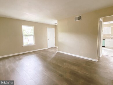 2865 Erial Rd, Sicklerville, NJ 08081 - photo 3