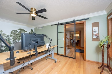 4809 Moorland Ct, Midland, MI 48640 - photo 4