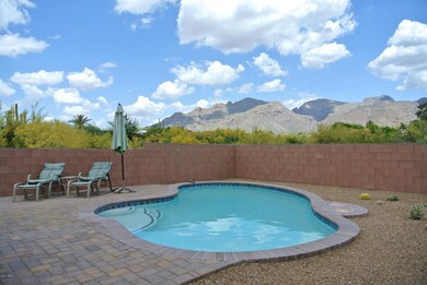 Pool/Mnt View