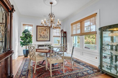 391 Evian -Tidalcreekphoto- (4)