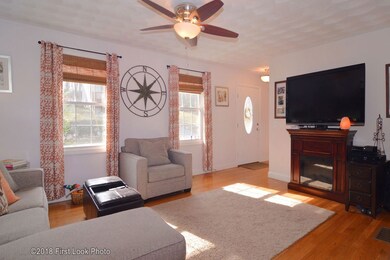 22 Sage Ct, Johnston, RI 02919 - photo 2