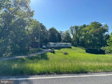 12136 Big Pool Rd, Clear Spring, MD 21722 - photo 4