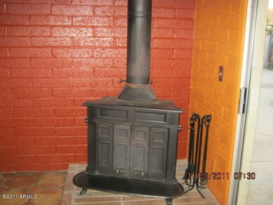 fireplace /