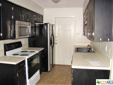 105 Mcfarland Dr, Copperas Cove, TX 76522 - photo 5