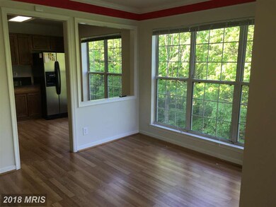 9278 Cardinal Forest Ln unit 302, Lorton, VA 22079 - photo 5