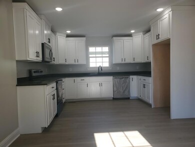 422 Coahulla Creek Dr, Dalton, GA 30721 - photo 5