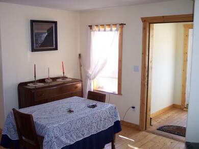 entry and dining