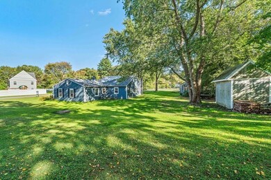 91 Hoover Rd, Hanover, MA 02339 - photo 2