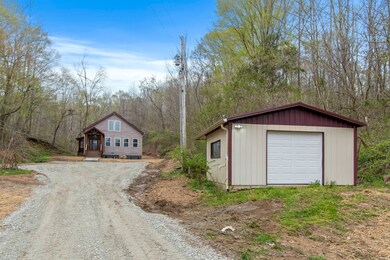 283 Barber Ln, Linden, TN 37096 - photo 5