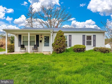 337 Walgrove Rd, Reisterstown, MD 21136 - photo 2