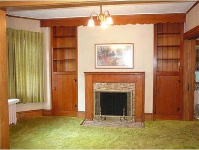 4 Indian Park, Chicopee, MA 01013 - photo 2