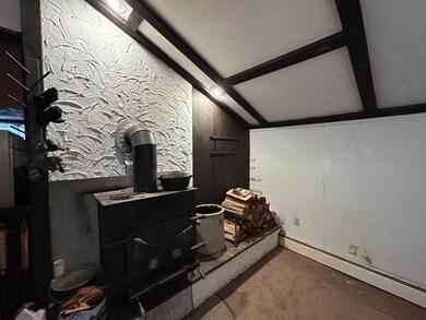 995 Knapp Pond Rd, Cavendish, VT 05142 - photo 4