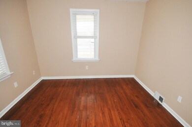 712 N Lenola Rd, Moorestown, NJ 08057 - photo 6