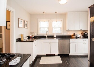 66 Howitt Rd, West Roxbury, MA 02132 - photo 2