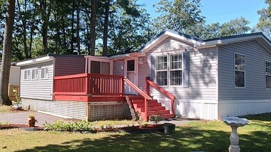 308 Friar Tuck Dr, Exeter, NH 03833 - photo 4