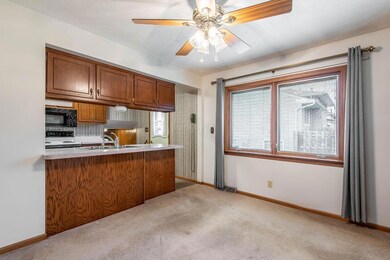 5306 Forest Ave (16 of 34)