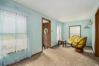 1811 York St, Elkhart, IN 46516 - photo 6